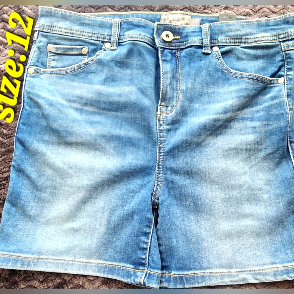 Torrid Bermuda Jean shorts